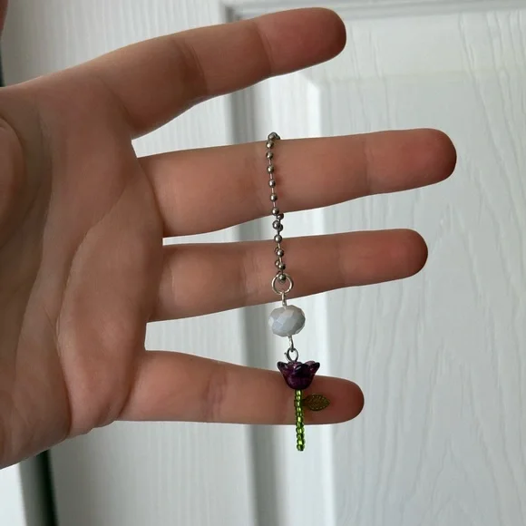 Beaded Flower Keychain - Picture 4 of 8